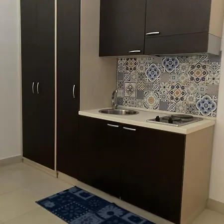 Aparthotel Sirina House *