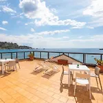 Sirina House Appart hôtel 3*