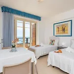 Appart hôtel Sirina House