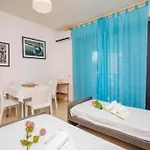 Appart hôtel Sirina House 3*