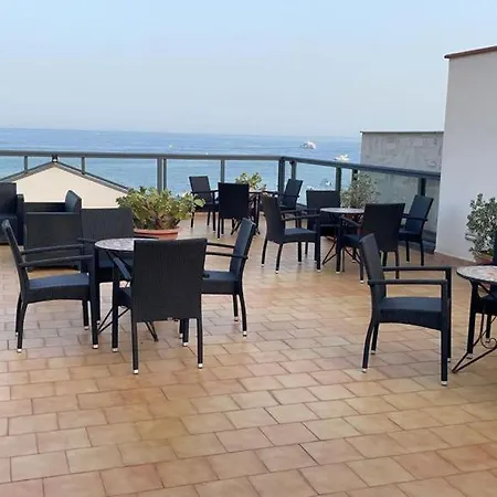 Sirina House Aparthotel Taormina