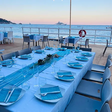 Aparthotel Sirina House