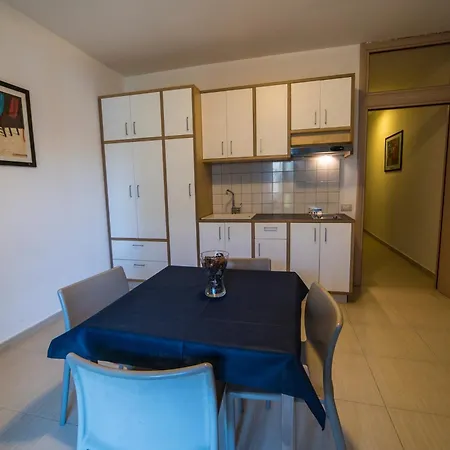 Sirina House Ξενοδοχείο με διαμερίσματα Ταορμίνα