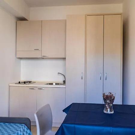 Ξενοδοχείο με διαμερίσματα Sirina House Ταορμίνα