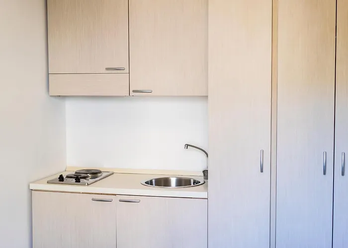 Sirina House Ξενοδοχείο με διαμερίσματα 3*