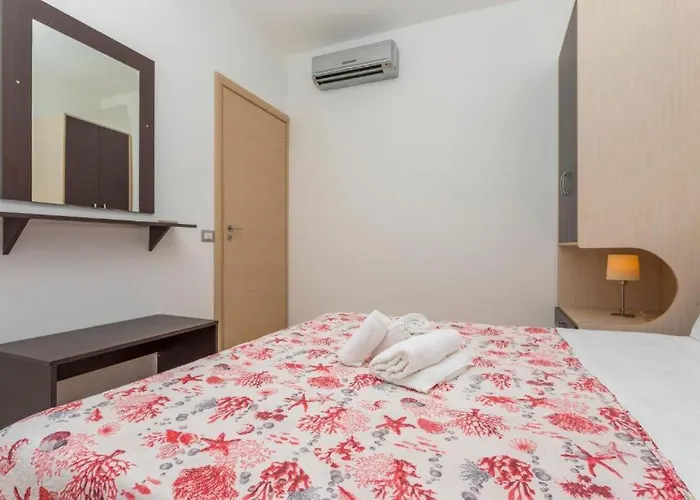 Sirina House Ξενοδοχείο με διαμερίσματα Ταορμίνα