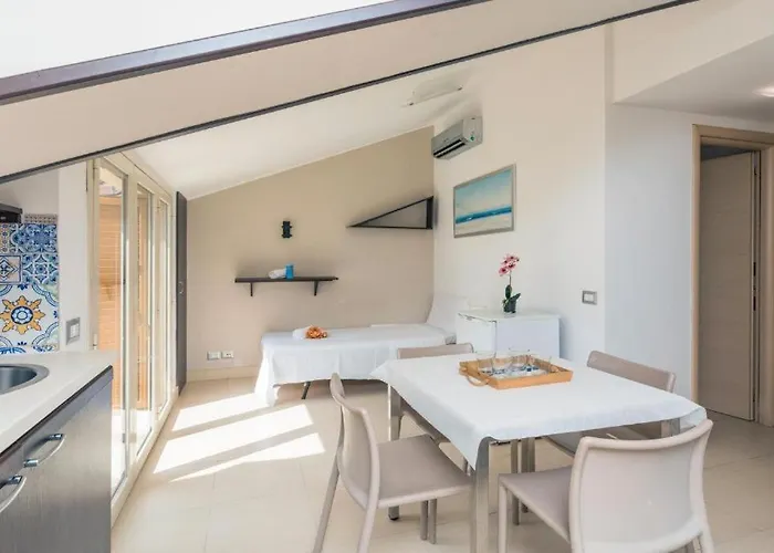 Sirina House 3*