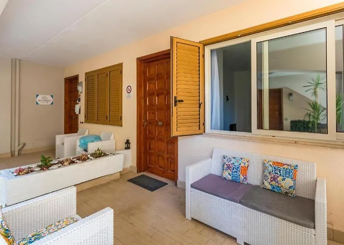 Ξενοδοχείο με διαμερίσματα Sirina House