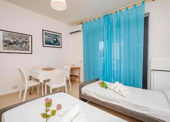 Ξενοδοχείο με διαμερίσματα Sirina House 3*