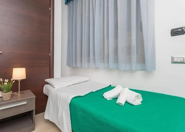 Sirina House 3*