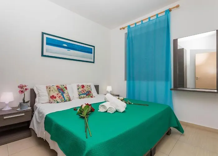 Ξενοδοχείο με διαμερίσματα Sirina House